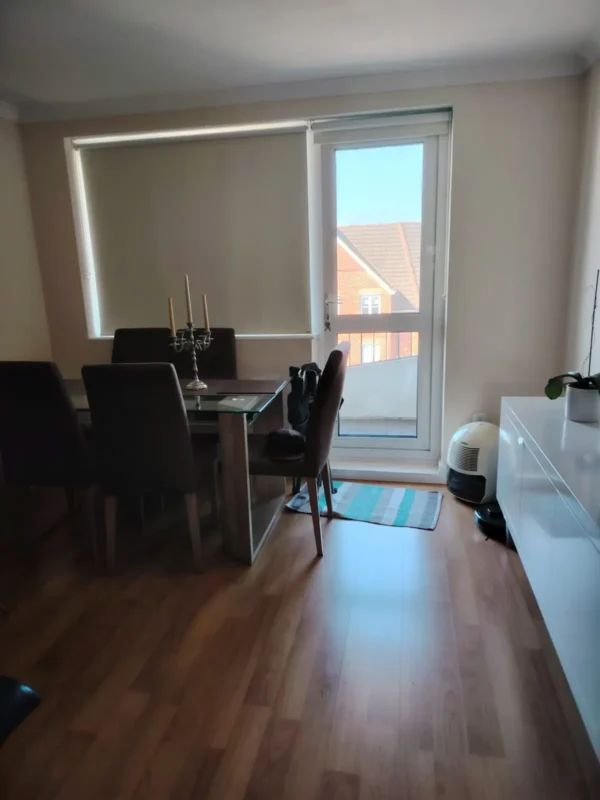 Dining & living area clean