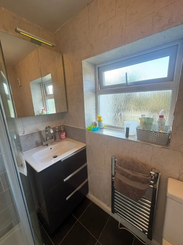 Bathroom vanity after clean